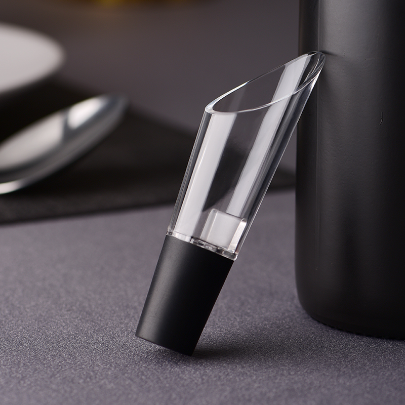 ワインプーサーデカンター赤ワイン通気サースパウサースパウト付 - Wine Aerator Pour のレビューと価格